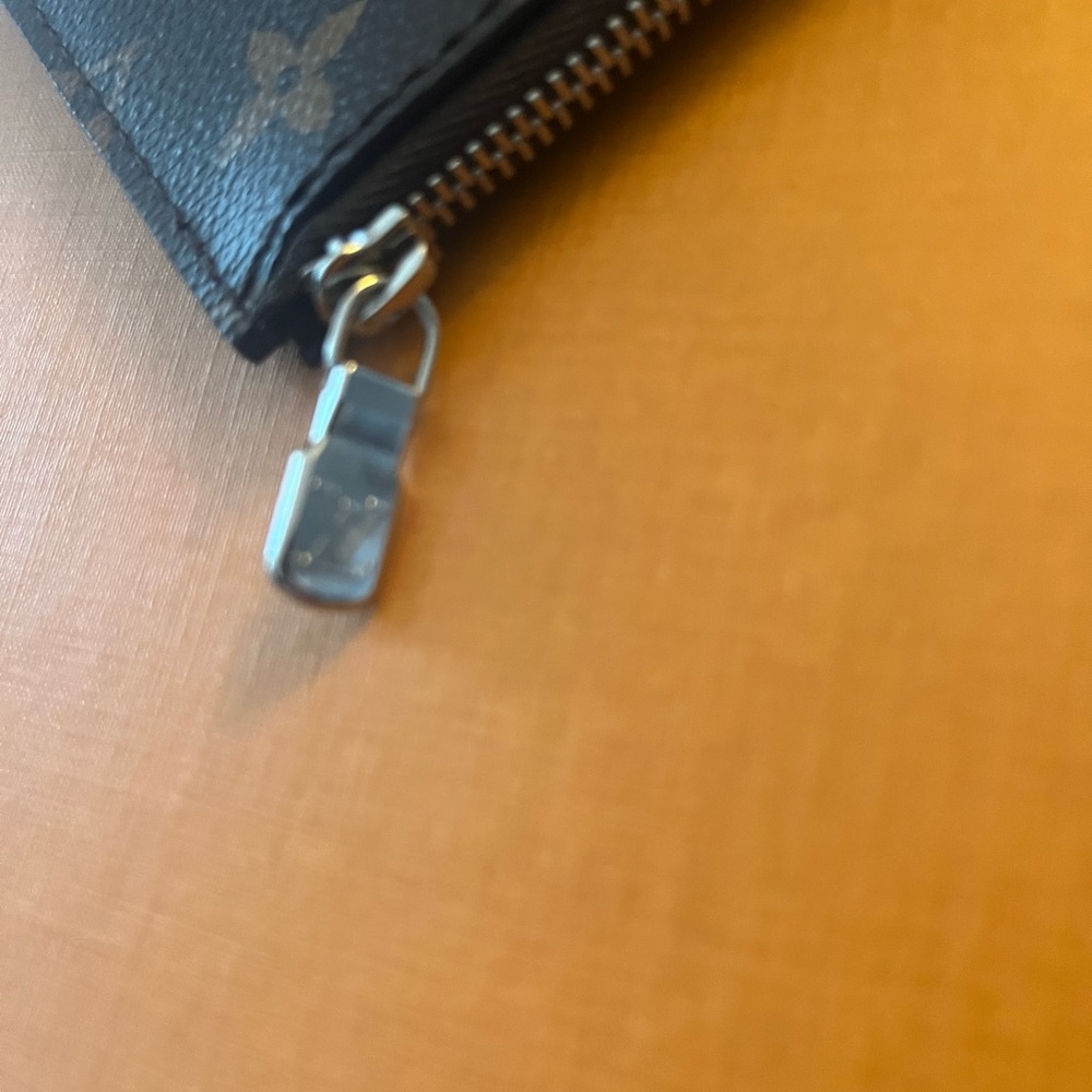LV pouchette clutch - Picture 7 of 15